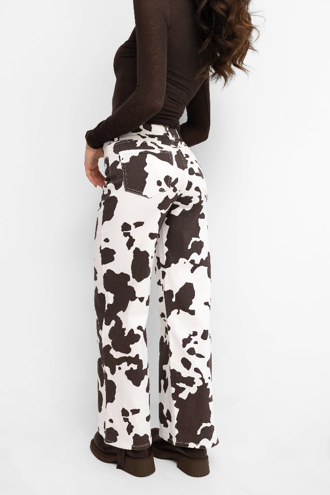 Spodnie wide leg w zwierzęcy print ecru w łaty