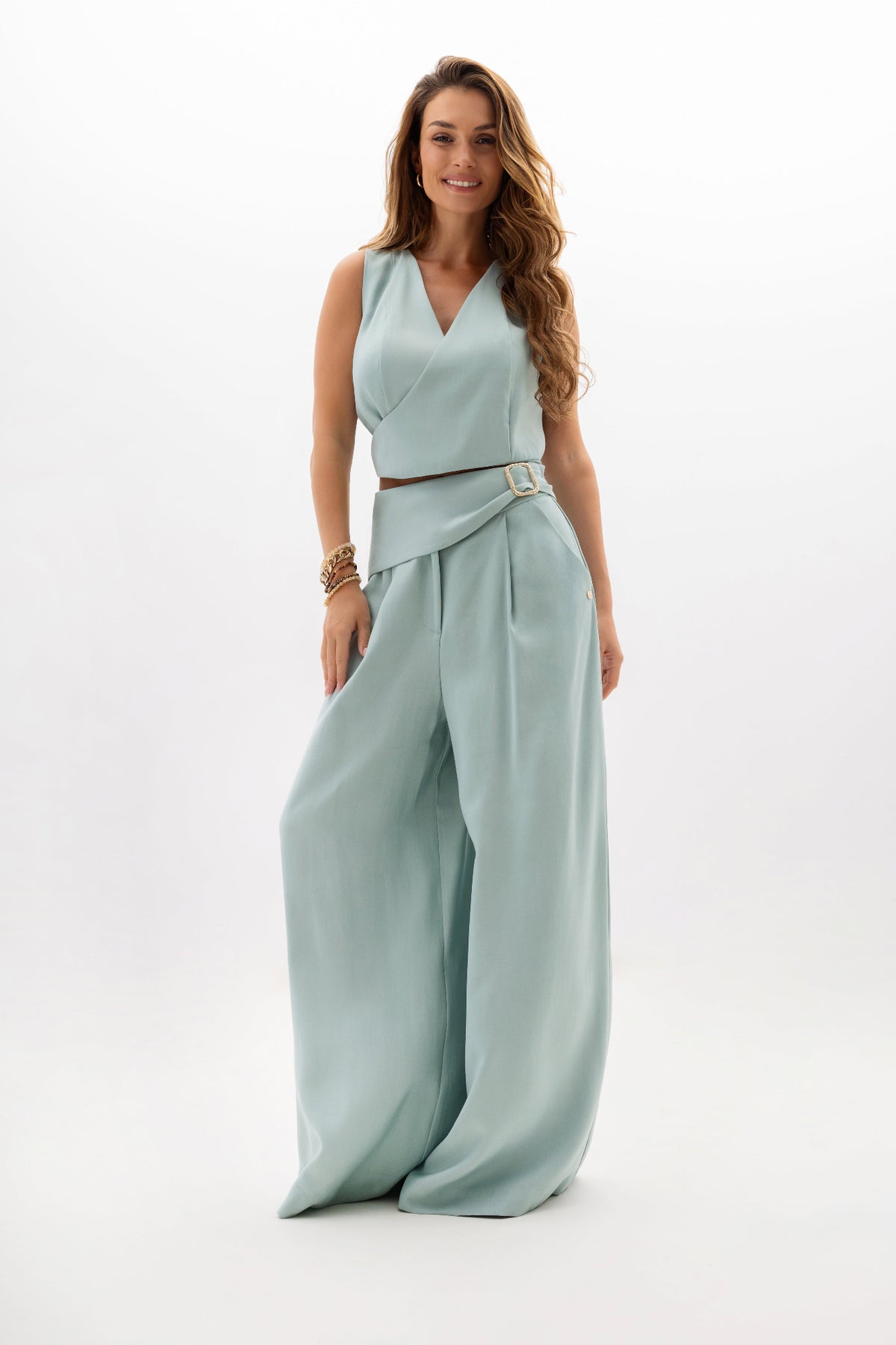 Women's trousers with a decorative belt and wide legs