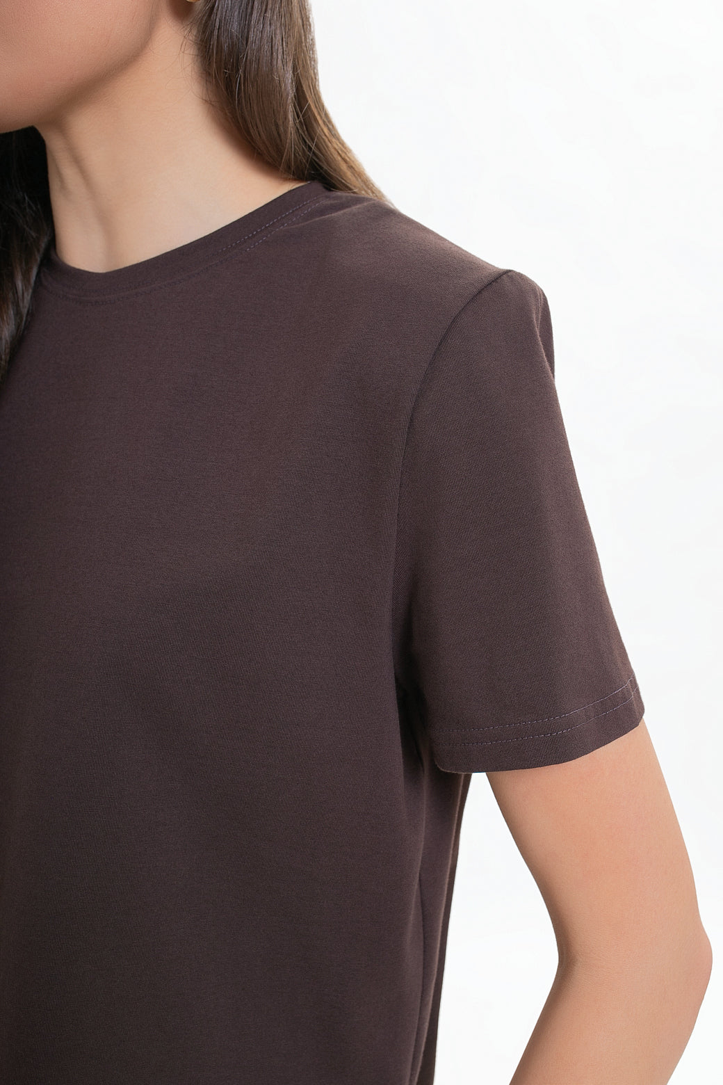 Bawełniana bluzka z poduszkami na ramionach – elegancki basic