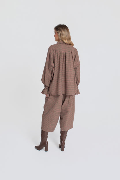 KIRA Koszula damska oversize w kratę z falbankami
