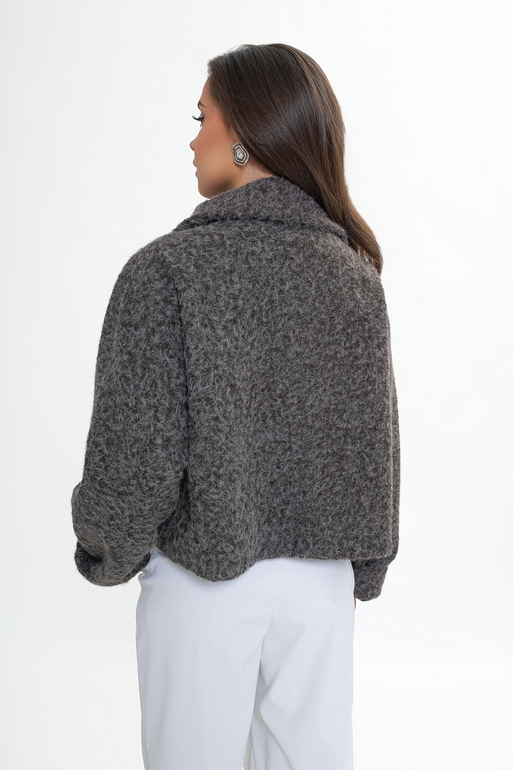 Kurtka damska z wysoką stójką i klapami – elegancka, kimono