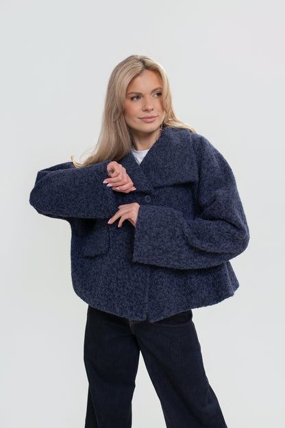 Kurtka damska z wysoką stójką i klapami – elegancka, kimono