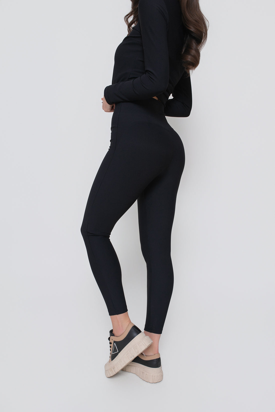 Legginsy damskie prążkowane z wysokim stanem