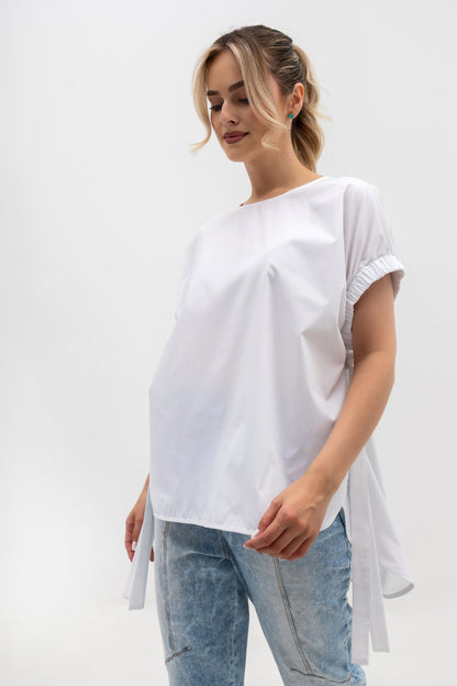 Asymetryczna bluzka oversize z wiązaniami – luźny krój i dekoracyjne detale