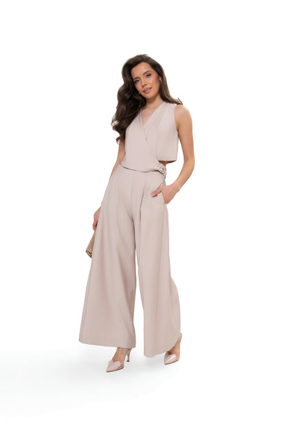 Elegant Women's Vest with a Buckle - Formal Wear for Work