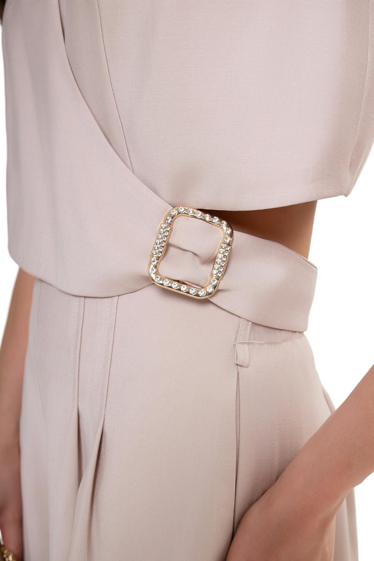 Elegant Women's Vest with a Buckle - Formal Wear for Work
