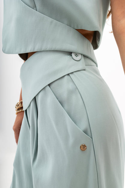 Women's trousers with a decorative belt and wide legs