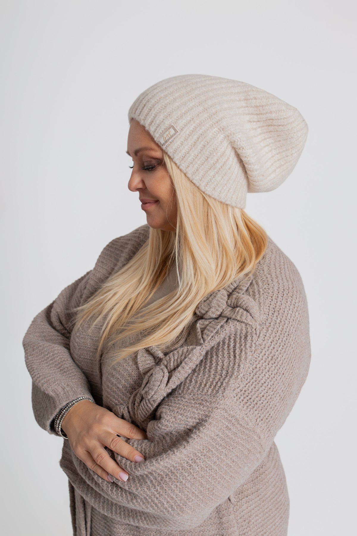 LUMI Czapka damska beanie z logo