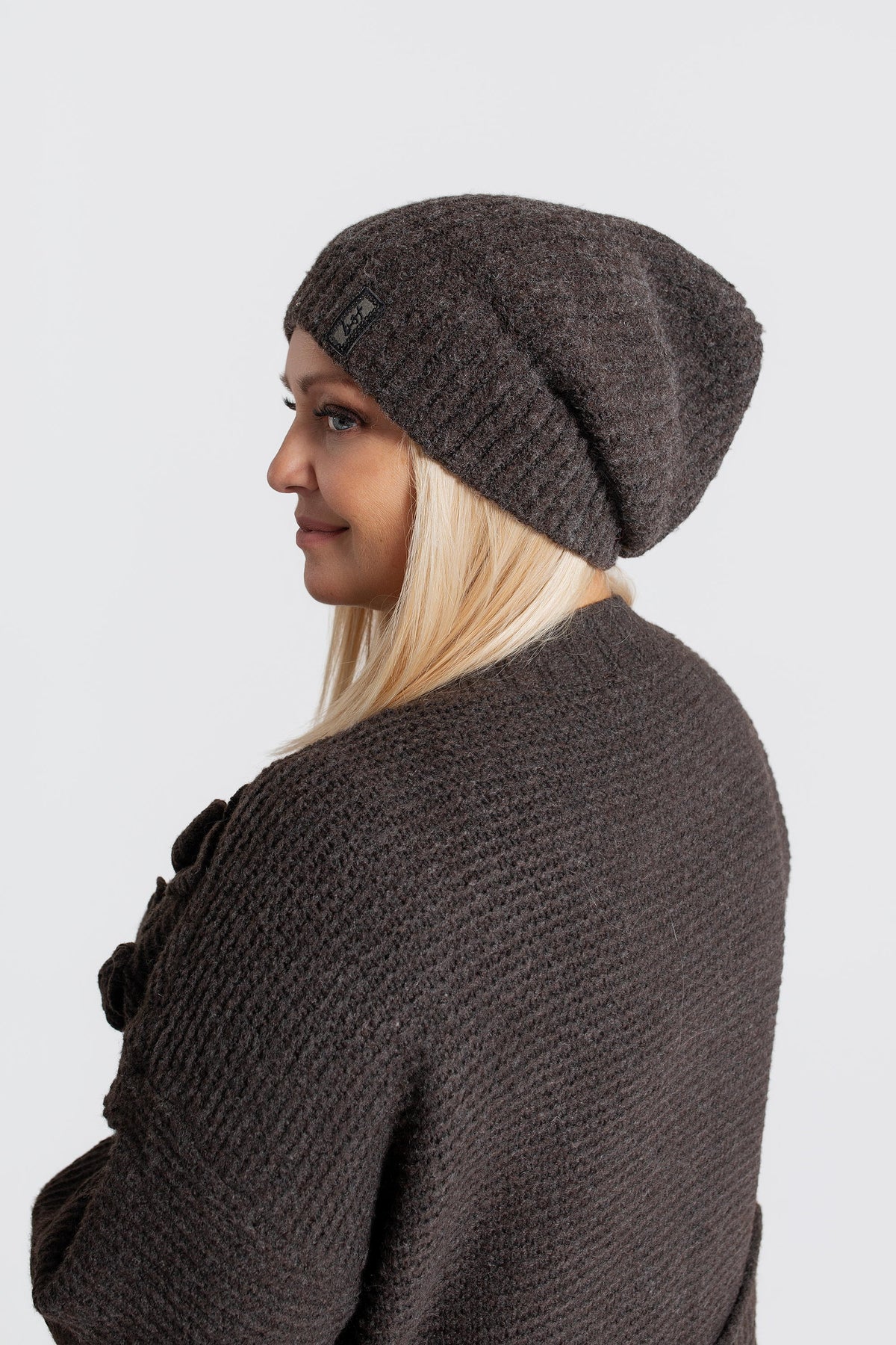 LUMI Czapka damska beanie z logo